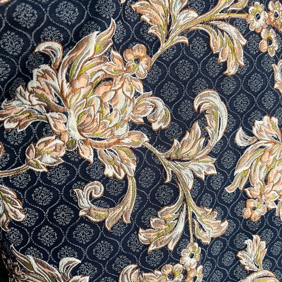 Forever 21 Faux Fur Lined Jacquard Floral Printed Long Winter Coat NWT - Picture 7 of 11